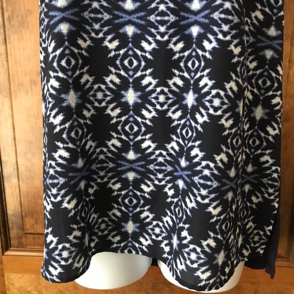 Vince Camuto Navy w/Ivory Geometric Sleeveless Pullover Top Petite Medium - Picture 3 of 12
